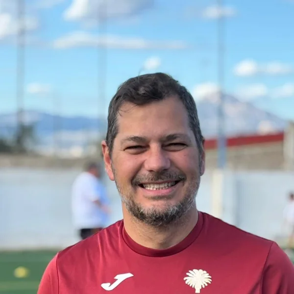 Sebastián Bigas, entrenador S14 del Alicante Rugby Club
